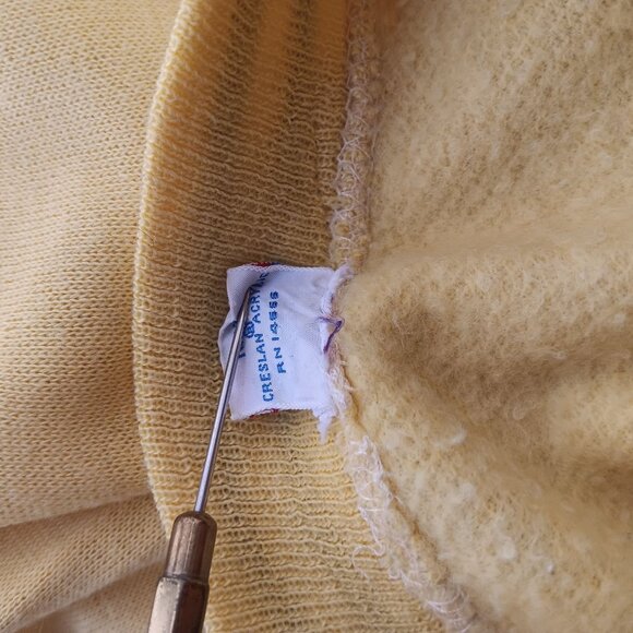 Medium Vintage Creslan Sweatshirt Yellow Pullover Top Ringer Striped Collar 70s - Picture 9 of 9